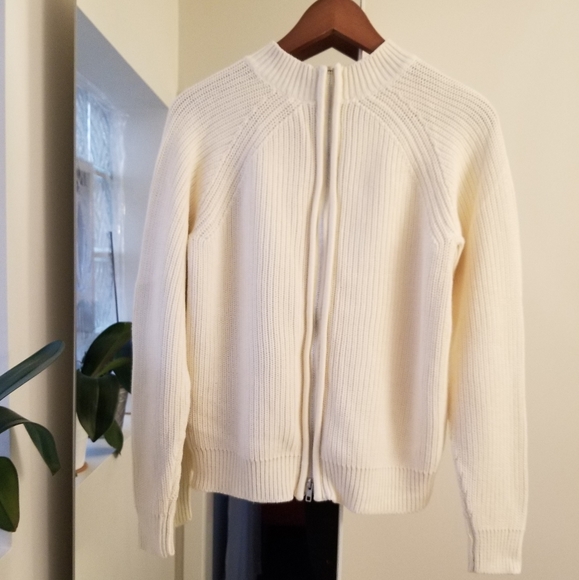 Chunky Sweater - Picture 5 of 5